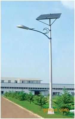 太陽能路燈廠家 太陽能路燈照明工程-保定屹遠(yuǎn)電子科技